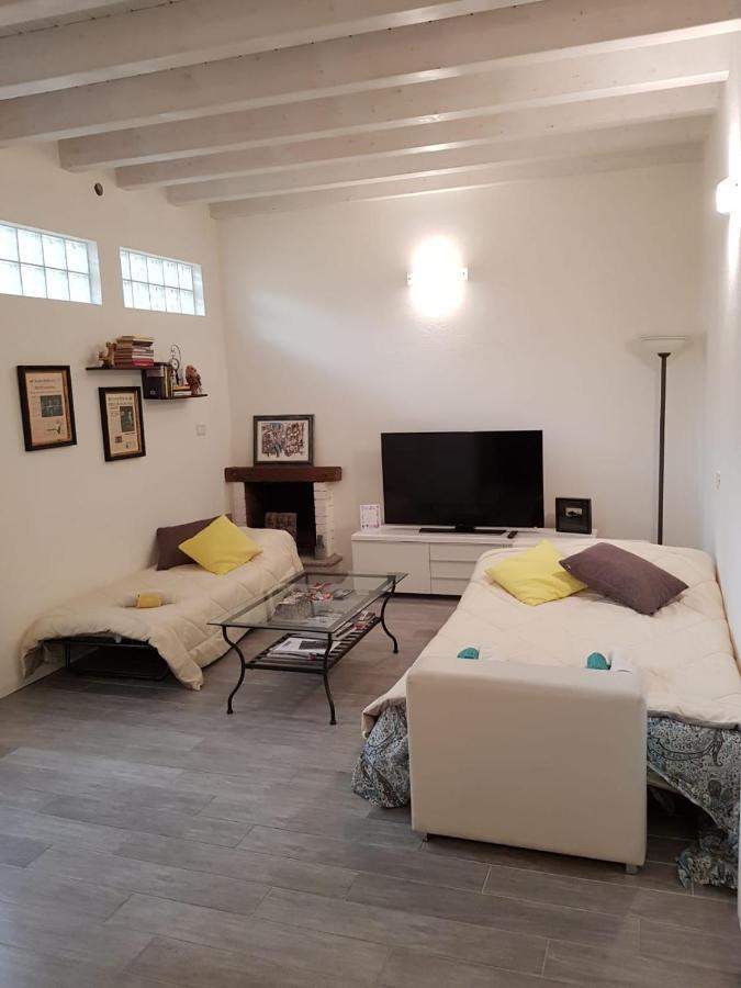 La Casa Degli Artisti Διαμέρισμα Όπως Εξωτερικό φωτογραφία